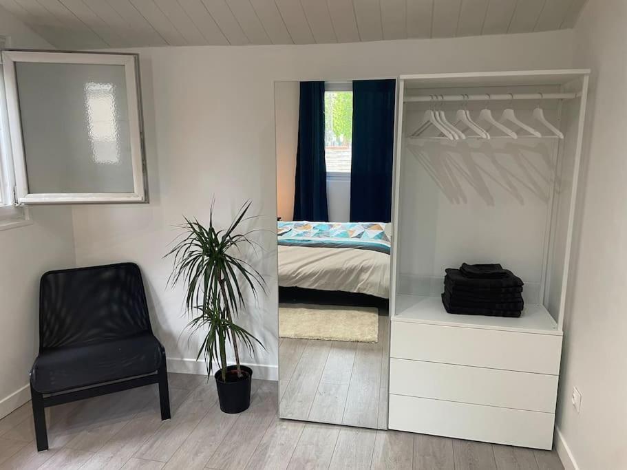 Maison Paisible, Elegante Cdg Jo Casa vacanze *